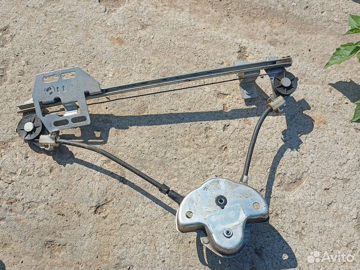 Стеклоподъемник ваз-2123 нива-шевроле задний левый