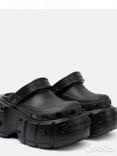 Balenciaga x Crocs