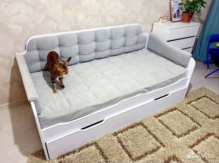 Детская кровать для девочки