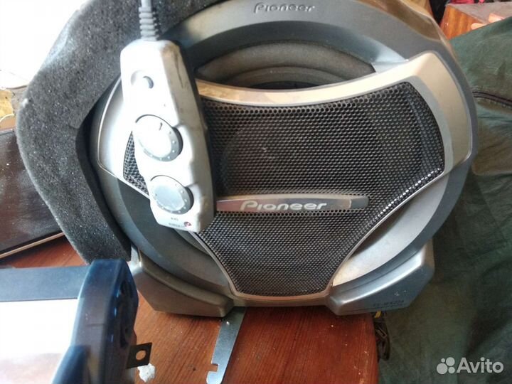 Качественный Усилитель и сабвуфер