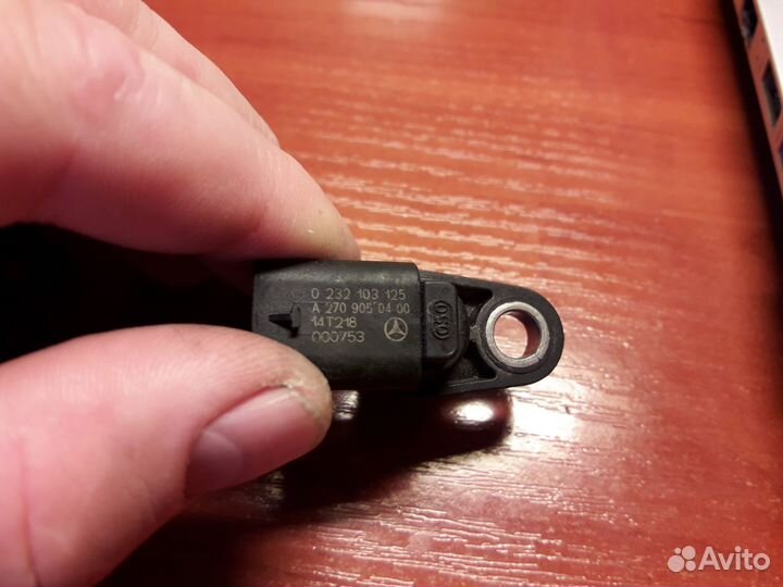 Датчик положения распредвала Mercedes
