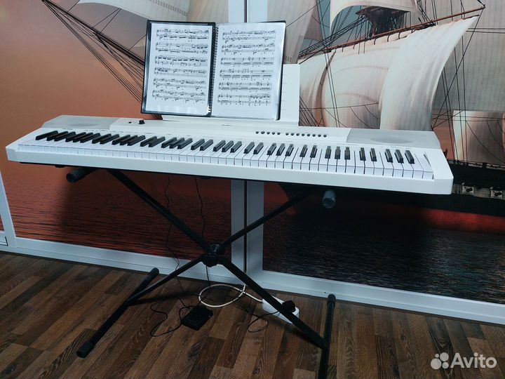 Цифровое пианино