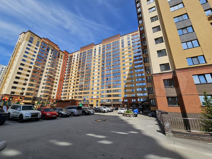 4-к. квартира, 100,8 м², 2/17 эт.