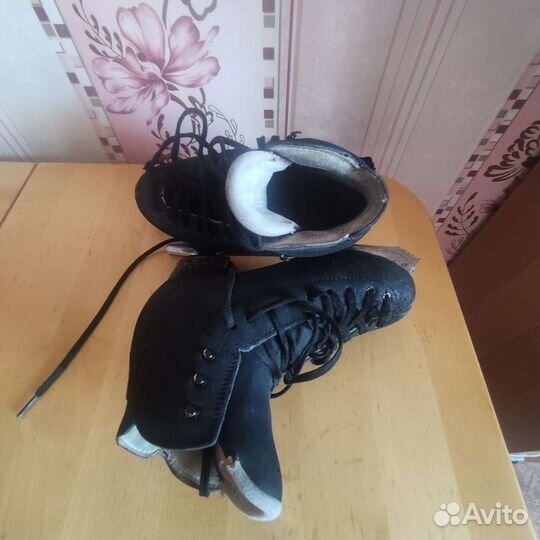 Фигурные коньки risport ekcellens