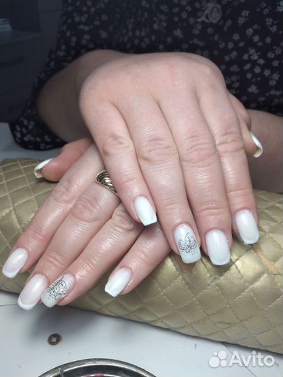 Наращивание ногтей