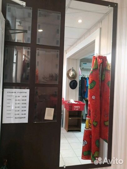 Зеркало на панели (для торговых отделов)