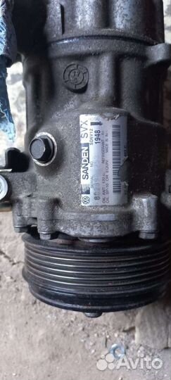 Компрессор кондиционера VAG