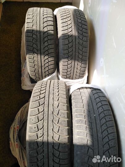 Gislaved Nord Frost 200 SUV 215/65 R16
