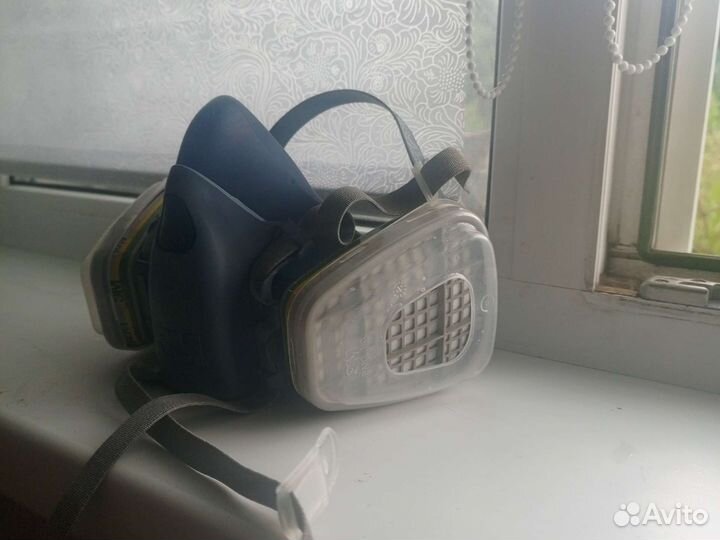 Защитная маска для лица