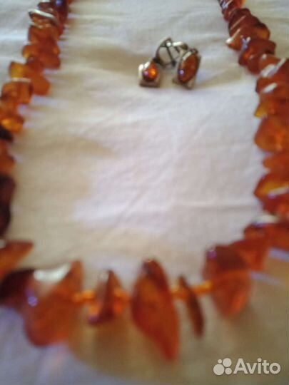 Янтарные бусы и серьги