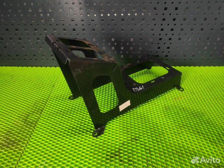 Кронштейн центральной консоли Man Tgx