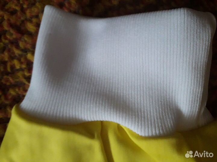 Новый мужской спортивный костюм