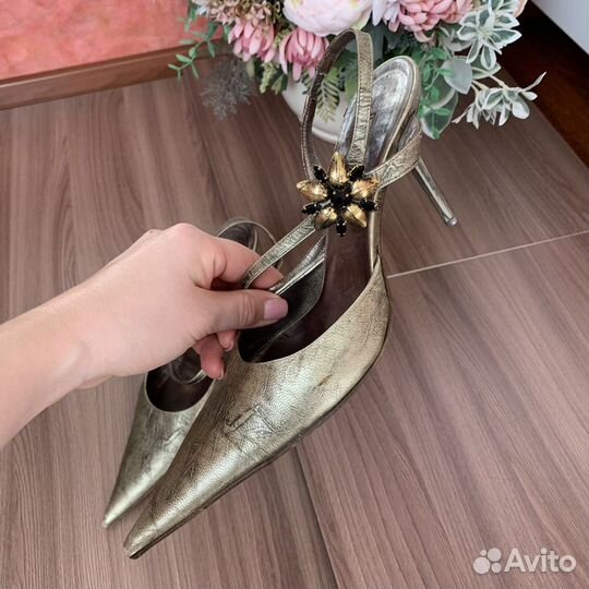 Босоножки