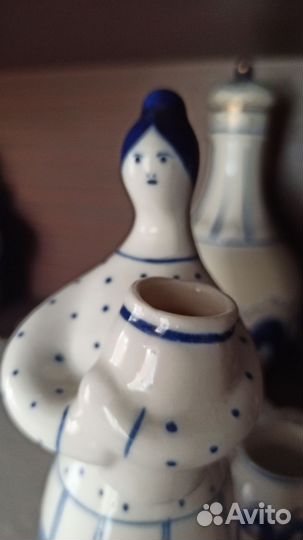 Статуэтка, девушка с кувшином, гжель