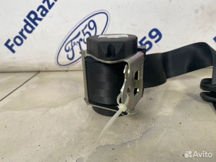 Ремень безопасности передний правый Renault Duster