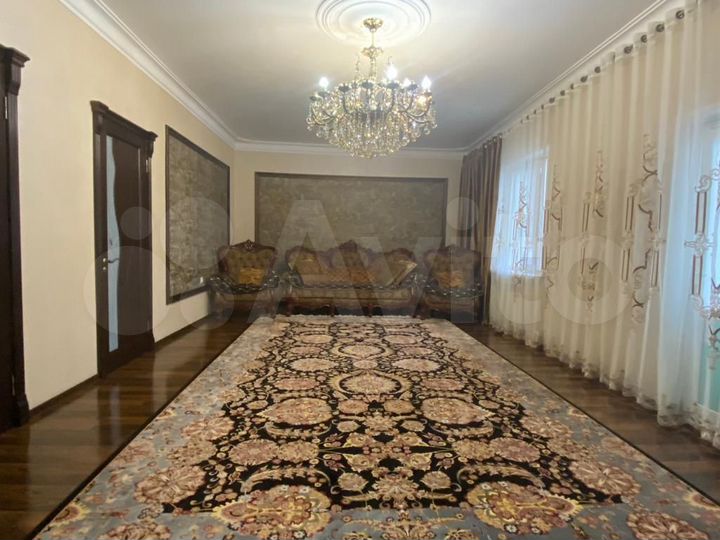 Дом 160 м² на участке 1,5 сот.