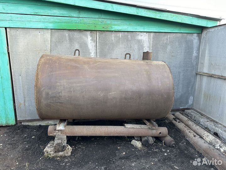 Емкость металлическая