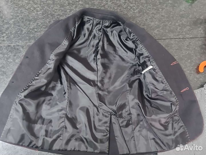 Пиджак с рубашкой 4-5 лет