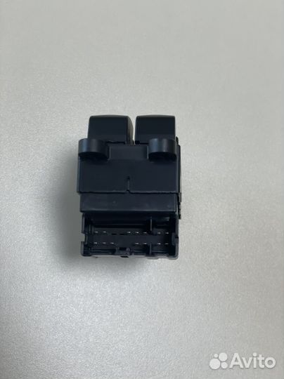 Блок управления стеклоподъемниками Almera N16