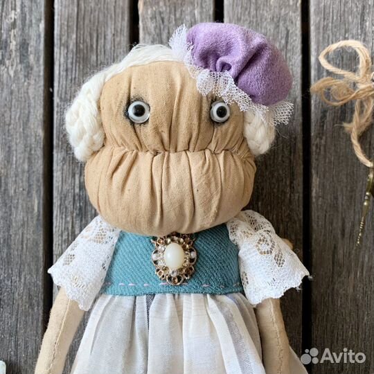 Интерьерная кукла. Чердачные монстры. Бабуля Эмма