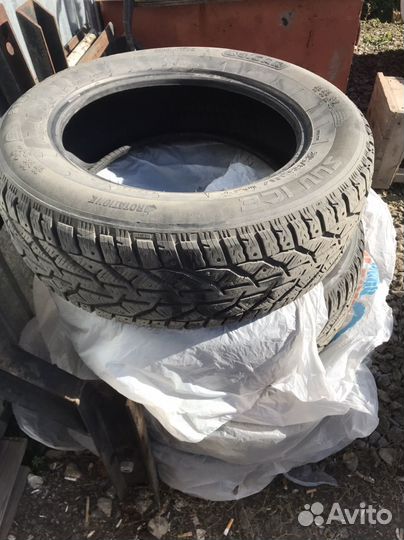 Tigar SUV Ice 215/65 R17