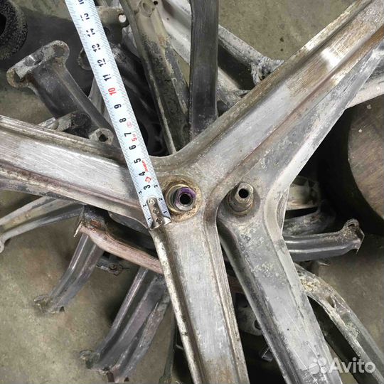 Крестовина неразборного бака Indesit / Ariston