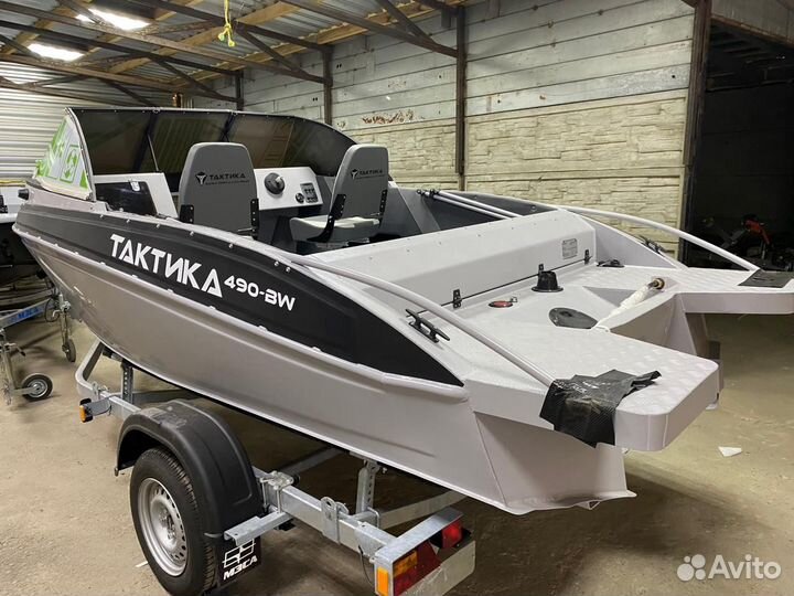 Лодка 5 метров Тактика в наличии Новый Люкс