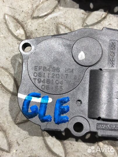 Моторчик привода заслонок отопителя