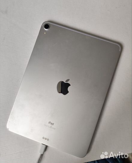 Планшет Apple iPad Pro 11 2018 64gb бу
