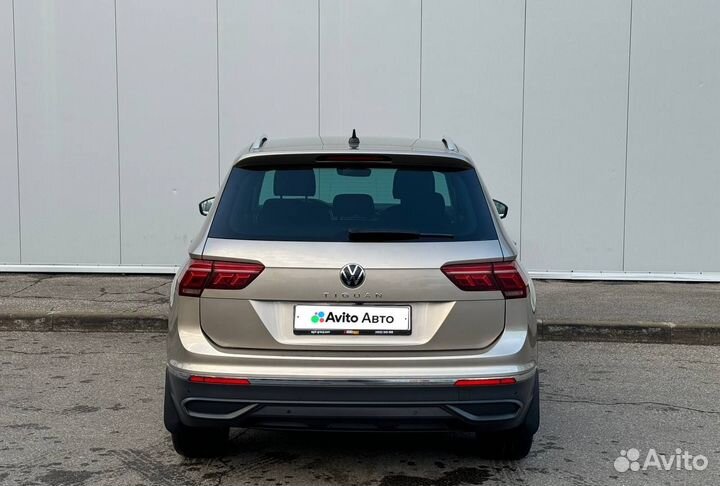 Volkswagen Tiguan 1.4 AMT, 2021, 55 400 км