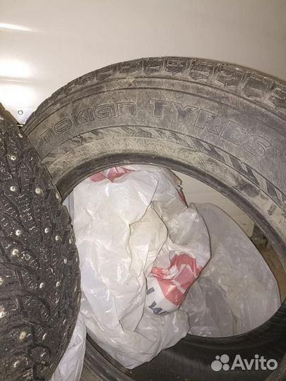 Nokian Tyres Hakkapeliitta 9 SUV 2.25/65 R17