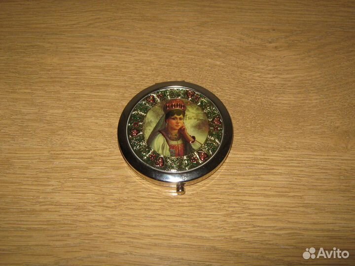 Зеркало двухстороннее карманное Новое