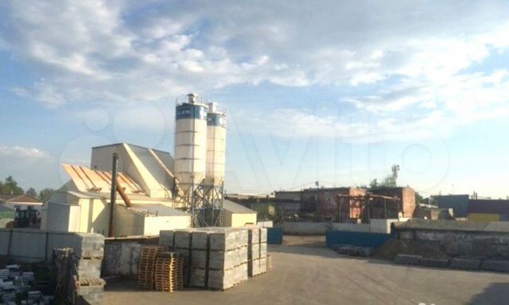 Помещение свободного назн.,190.3 м² с земельным уч