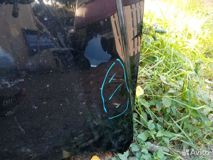 Капот на Киа Каренс 2004 год