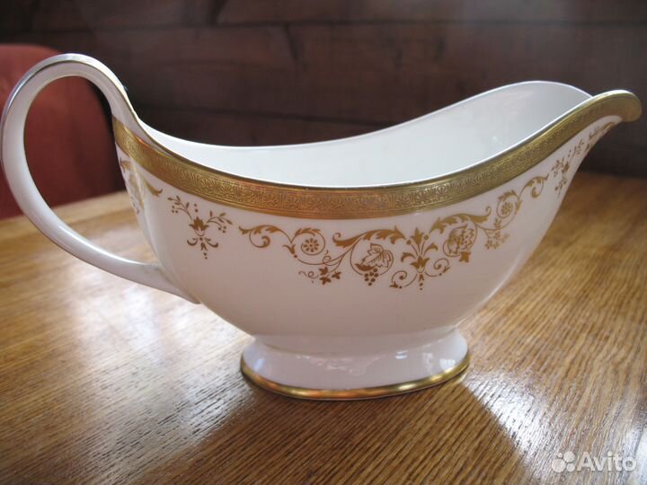 Соусник фарфор