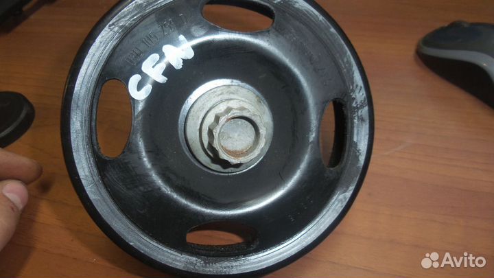 Шкив коленвала VW Skoda Audi Seat