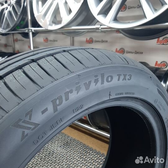 Tracmax X-Privilo TX3 215/50 R17 95W