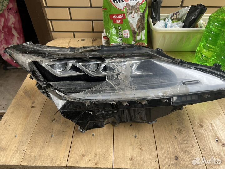 Фара передняя на Lexus RX 300, рестайлинг