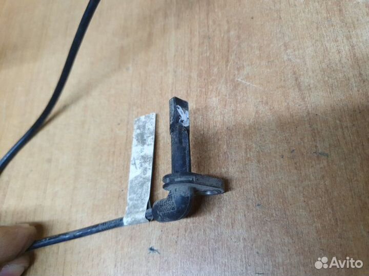 Датчик abs задний Opel Insignia седан 2.0I A20NHT