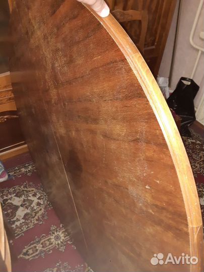 Винтажный деревянный стол