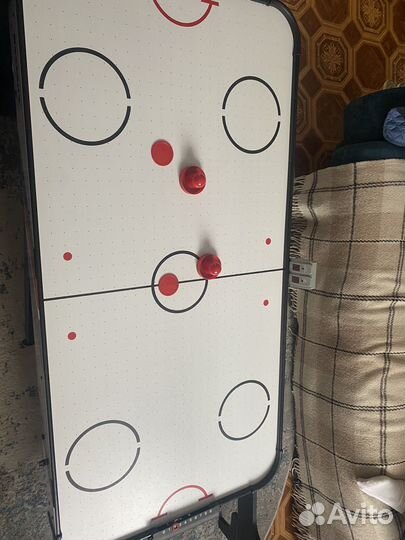 Настольный аэрохоккей