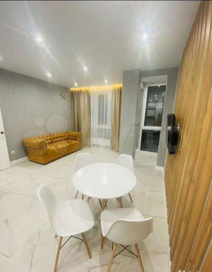 2-к. квартира, 40 м², 7/10 эт.