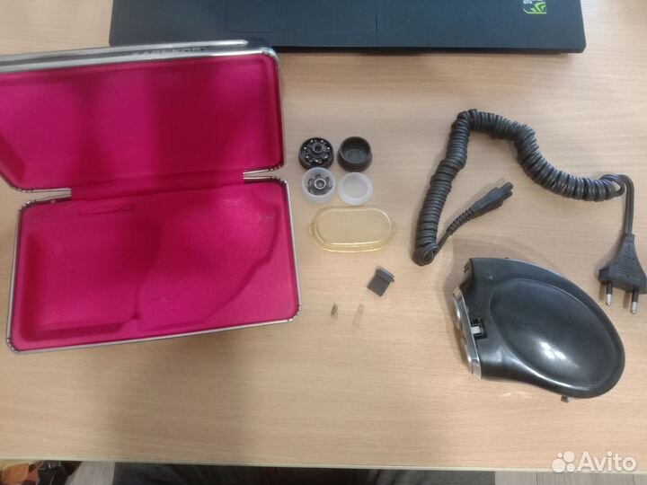 Электробритва СССР Харьков 33. 1984