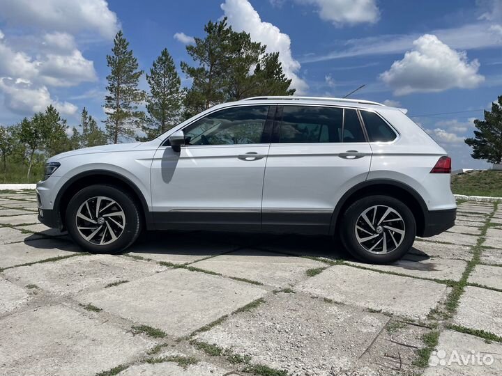 Volkswagen Tiguan 2.0 AMT, 2018, 30 000 км