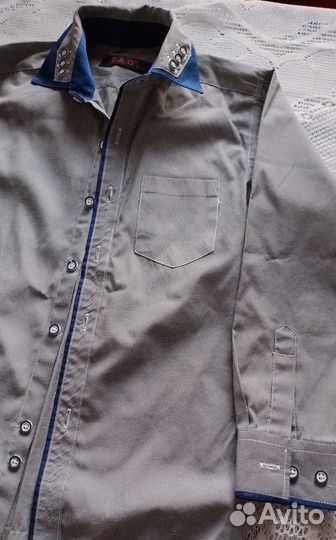 Школьные рубашки и кофта пакетом