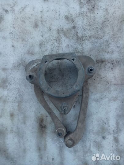 Опора амортизатора верхняя (чашка) Audi A8 (D3)