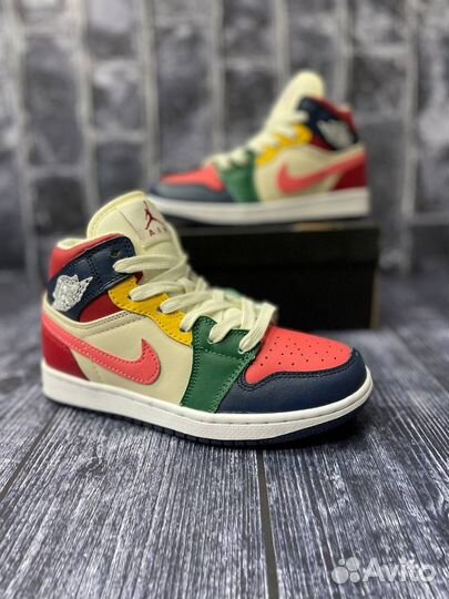 Nike air Jordan 1 Mid р.36,38,39,41 кожа/осень