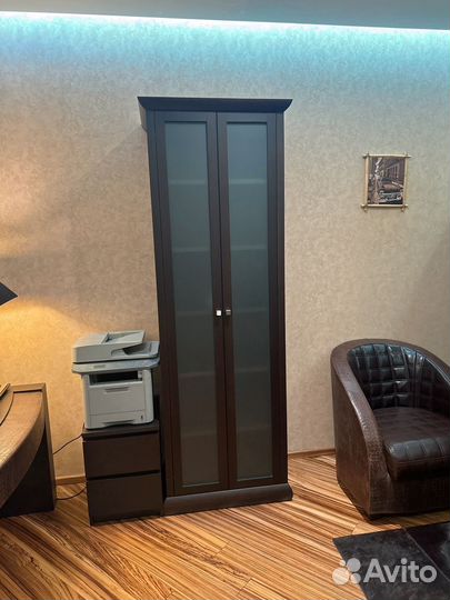 Шкаф для книг Smania Domus