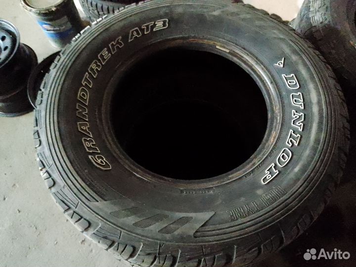 Dunlop Grandtrek AT3 275/70 R16