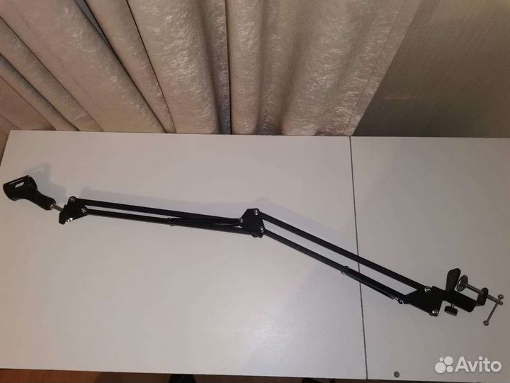 Микрофонная стойка панторгаф